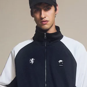 Boné Swoosh Bordado