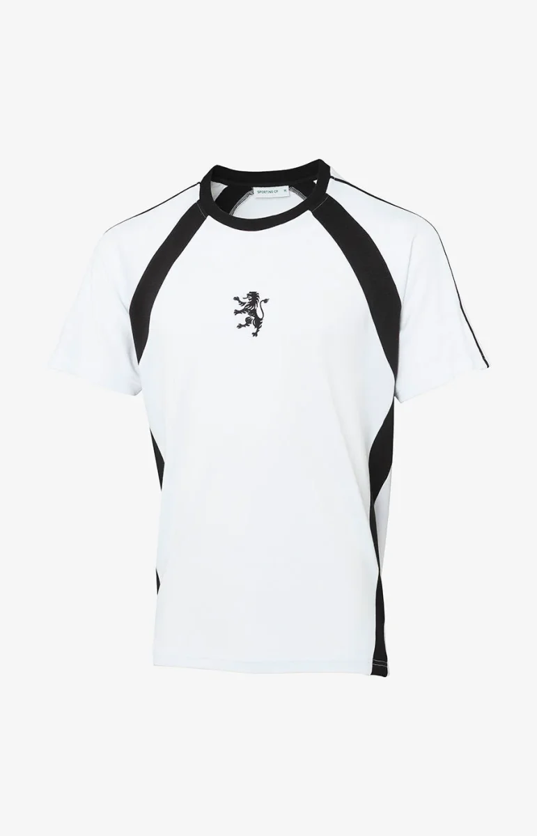 T-shirt Born a Lion - Image 2