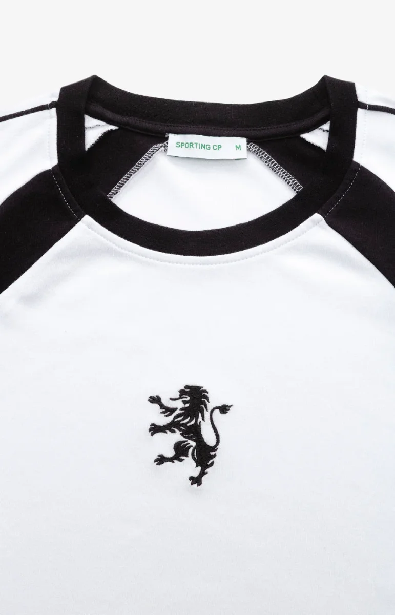 T-shirt Born a Lion - Image 4